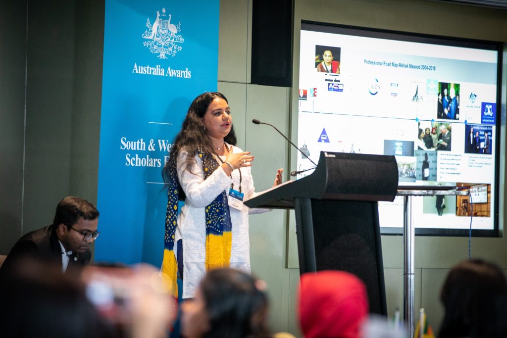 Mehek presenting her work as a scholar at the 2019 South and West Asia Scholars Forum during her time in Australia.