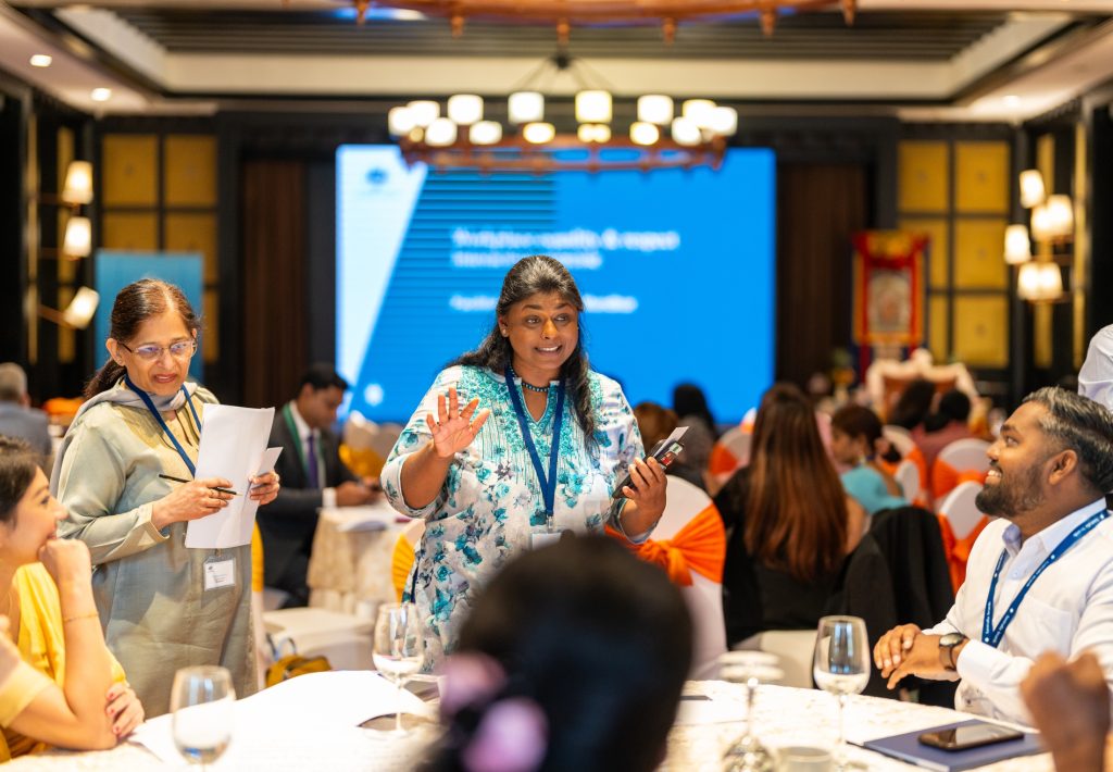 Alumni strengthen skills to navigate workplace resistance to social progress