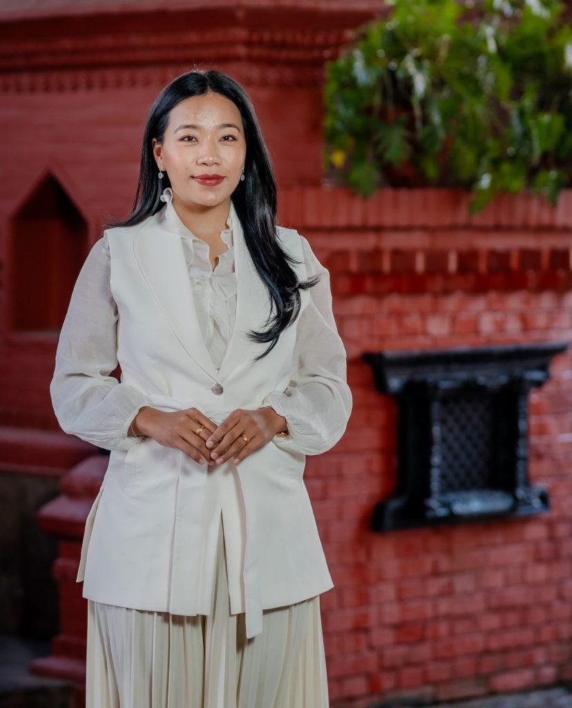Nepali scholar Ganga Gurung, who moderated the session.
