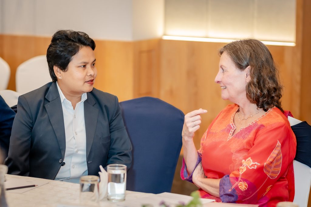 Fellowship recipients meet Australian Ambassador to Nepal