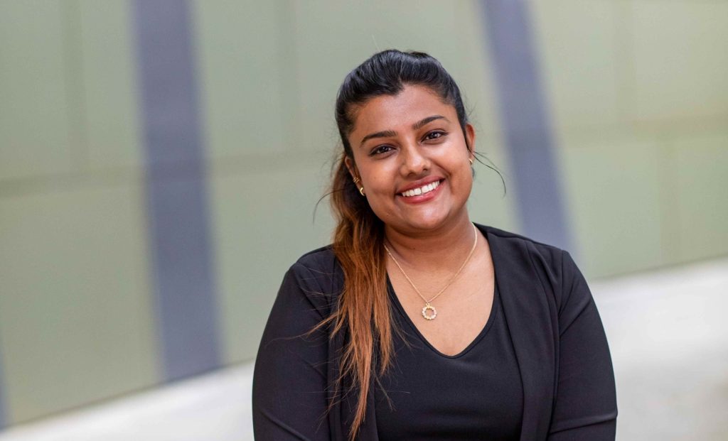 Scholar from Sri Lanka aims to empower women through digital literacy
